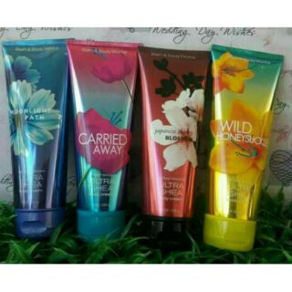 ครีมทาผิว Bath &amp; Body Works – Body Cream (8 Oz/ 226 g) แท้

ครีมทาผิว กลิ่นหอมติดทนนาน สุดยอดฮิตจากอ