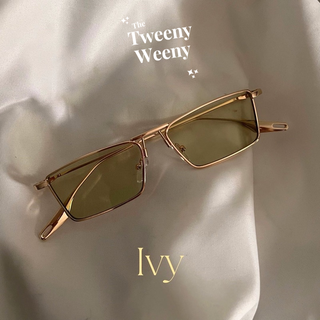 TeenyWeeny.co➰มีสีเข้าใหม่✨🔥รุ่น Ivy vintage sunglasses พร้อมส่งในไทย แว่นกันแดดสไตล์ y2k