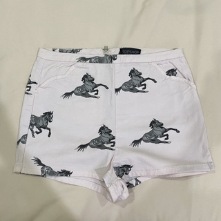 used like new Topshop pink shorts jeans with black horse printed กางเกงขาสั้นสีชมพูอ่อน จาก Topshop