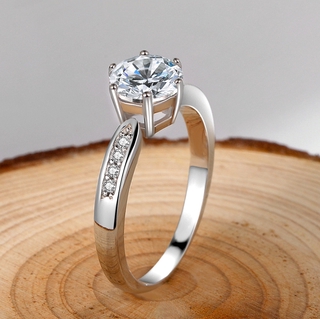 แหวนเพชรแพลทินัมชุบทอง 18 K สําหรับผู้หญิง 1 . 5 Ct