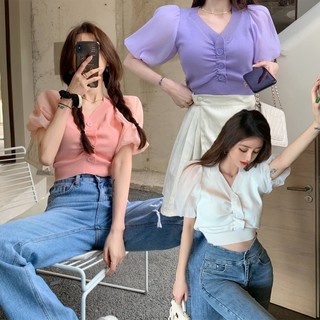 🌹☘️ เสื้อครอป เสื้อเอวลอย เสื้อยืด สีพื้น แขนสั้น คอวี แต่งกระดุมหน้า 🌹 สวย เซ็กซี่ สำหรับผู้หญิง 💥 พร้อมจัดส่งในไทย 💥