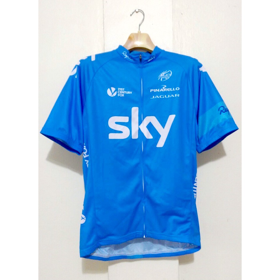 เสื้อปั่นจักรยาน sky ไซส์ L มือสองใหม่มาก