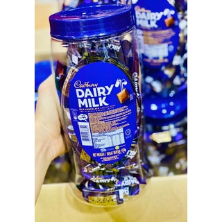 Cadburry Dairy Milk ช๊อกโกแลตนม&amp;คาราเมล สอดไส้ช๊อกโกแลต