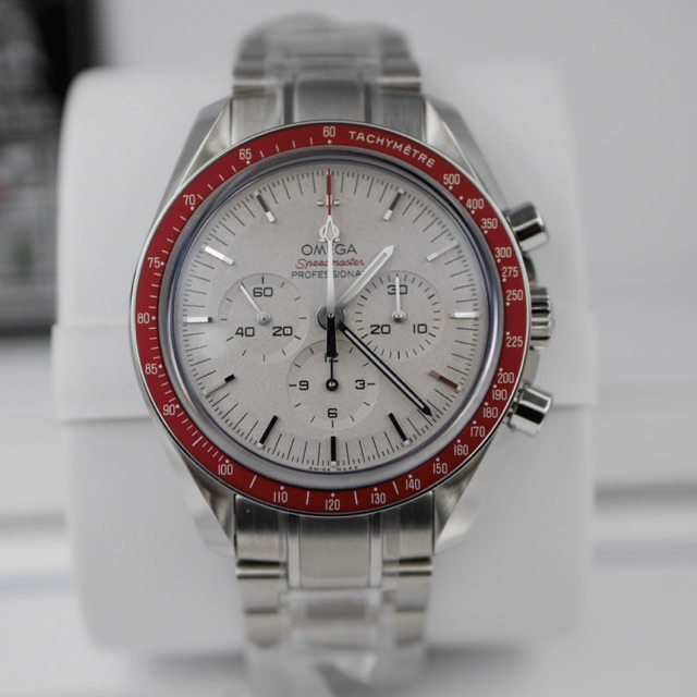โอเมก้า Speedmaster Moonwatch Professional 311.30.42.30.01.005 นาฬิกาโครโนกราฟ สแตนเลสสตีล ขนาด 42 มม.