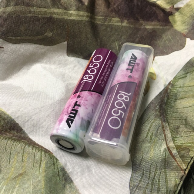 AWT แท้ % ถ่าน18650/3300mah 40A ถ่านชาร์จAWT IMR18650 สีชมพู