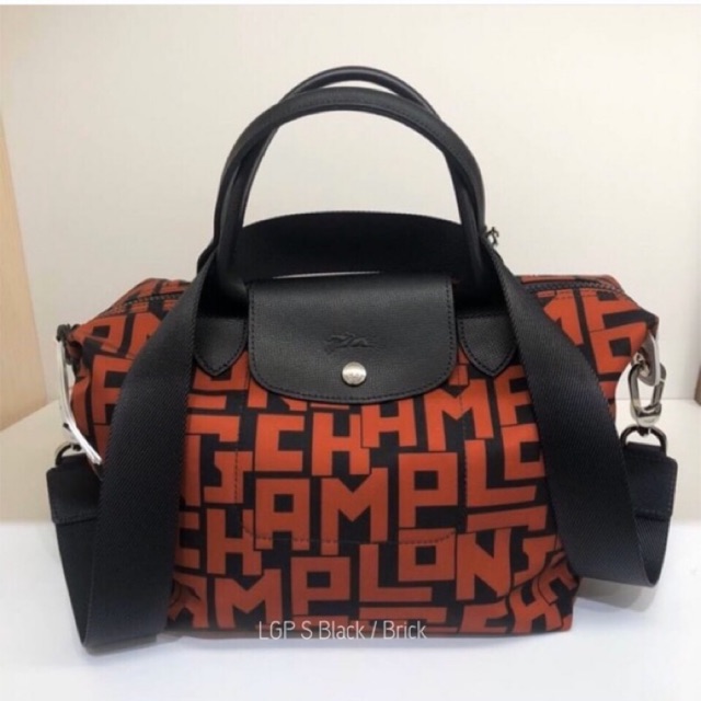 พร้อมส่ง * Longchamp LGP ไซส์ S สี แดง Black / Brick