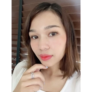**แบ่งขาย✨สีใหม่ล่าสุด✨Freshlook illuminate (คอนแทคเลนส์สีรายวัน) บรรจุ 1คู่ สีChic Caramel & สีChic Smoke