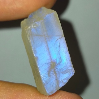 พลอย ก้อน ดิบ มูนสโตน มุกดาหาร เหลือบ ฟ้า น้ำเงิน ธรรมชาติ แท้ ( Natural Rough Blue Flash Moonstone ) หนัก 32.48 กะรัต