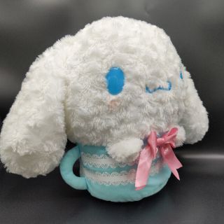 ตุ๊กตา ชินนาม่อนโรล cinnamoroll ขนาด32ซม. ขนกุหลาบ งานสวยมาก ในถ้วยกาแฟสวยมากๆ ป้ายSanrioชัดเจน