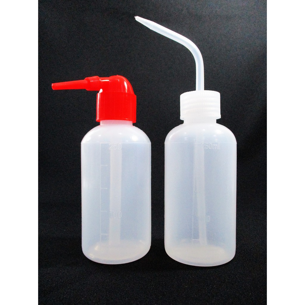 ขวดน้ำกลั่น ขวดฉีดน้ำกลั่น ขวดบีบน้ำกลั่น กระบอกฉีดน้ำกลั่น ขนาด  250-500 ml wash bottle อุปกรณ์ห้อง