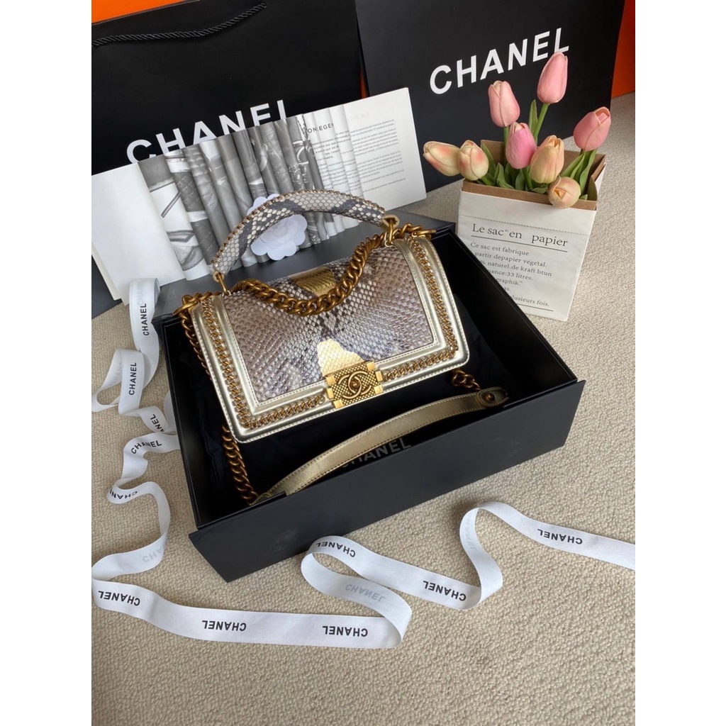 👜กระเป๋า Chanel Boy สะพายข้าง [ หนังงูแท้ ] Size 25 cm งาน Original