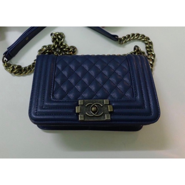 กระเป๋าสะพาย Chanel มือสอง สีน้ำเงิน สภาพ90%