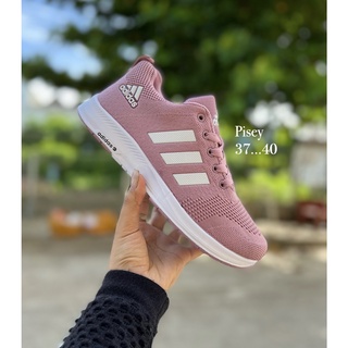 Adidas รองเท้าผ้าใบผูกเชือก