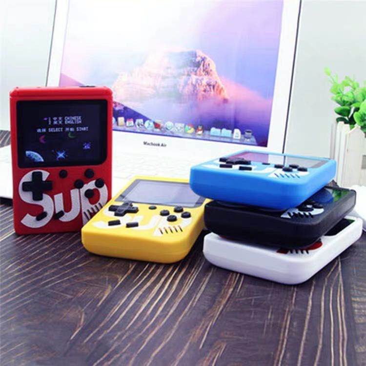 ส่งทันที เครื่องเล่นเกมพกพา มีเกมในเครือง 400 เกม AV Out PK PS4 Retro FC Game Player XXT-01