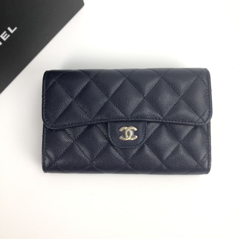New Chanel Tri-Fold Medium6” Wallet in Navy Cavier Light Gold Hardware Holo31