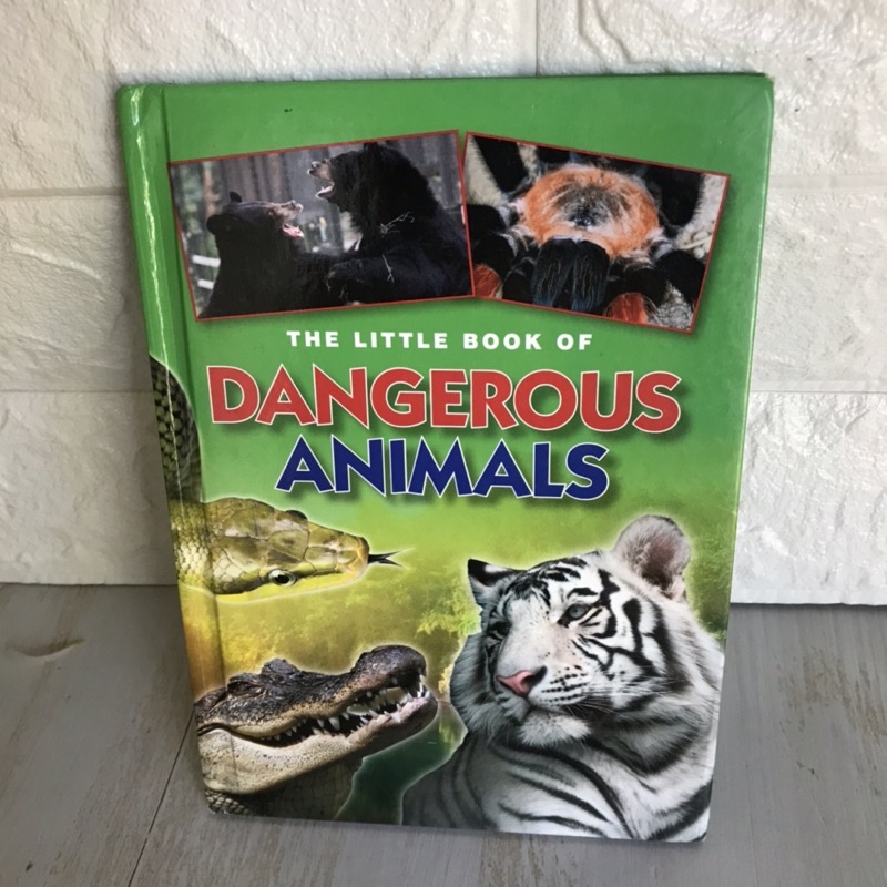 THE LITTLE BOOK OF DANGEROUS ANIMALS ปกแข็งมือสอง-be4/1