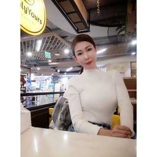 เสื้อไหมพรมแขนยาวเข้ารูป