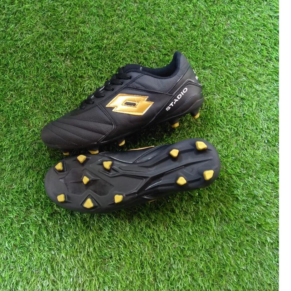 . รองเท้าฟุตบอลหนัง LOTTO PDL