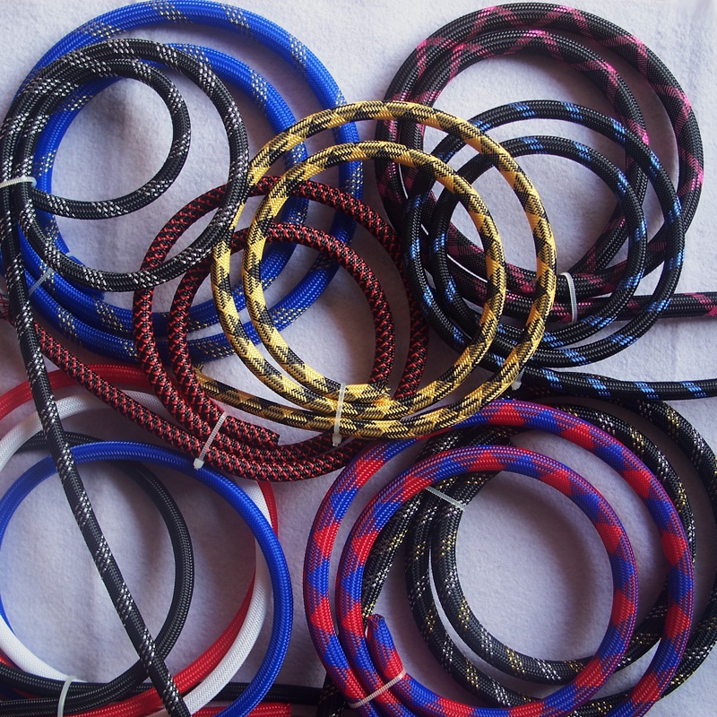 5M  10mm ปลอกหุ้มสายถัก PET แบบขยายได้แบบขยายได้ สายรัดหุ้มฉนวนความหนาแน่นสูง ปลอกหุ้มสายไฟหุ้มฉนวน