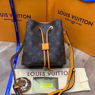 ✨กระเป๋า Louis Vuitton (หนังแท้)