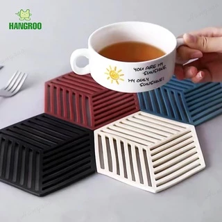 HANGROO H667 แผ่นรองความร้อน แผ่นรองหม้อ แผ่นรองกระทะ ที่วางของร้อน ซิลิโคน รูปทรงหกเหลี่ยม