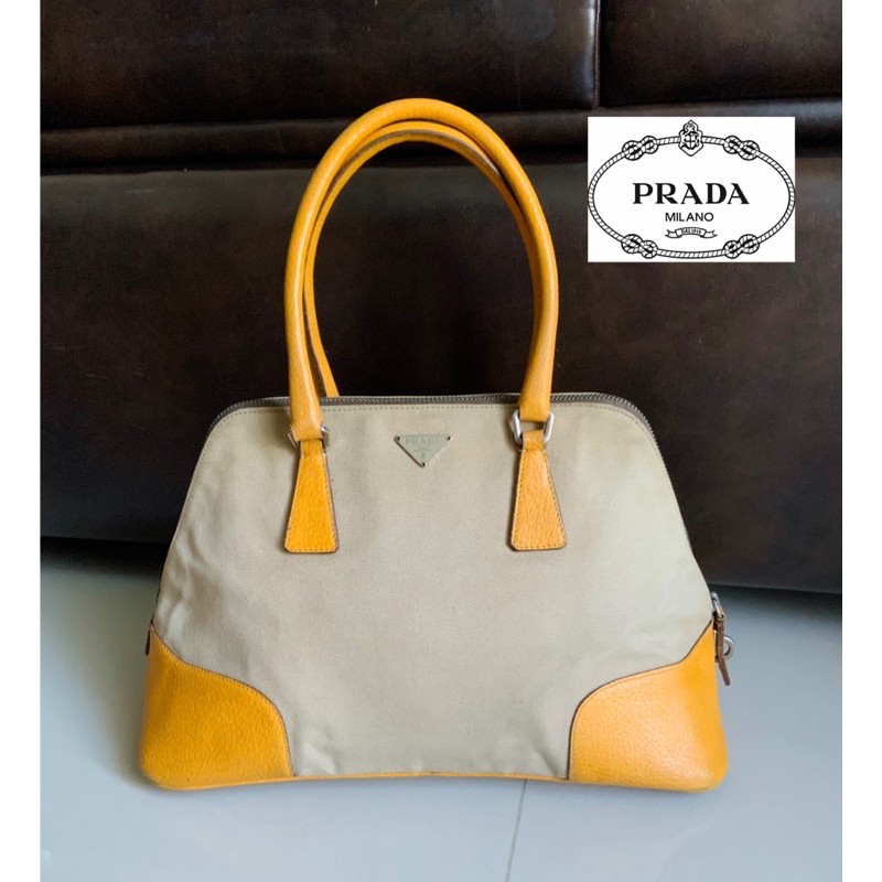 🇮🇹ส่งต่อ Prada แท้ 💯 กระเป๋า ทรง Alma