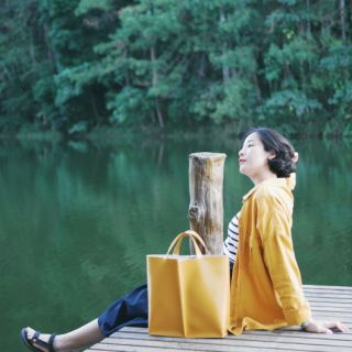 Signature tote II -​ Mustard yellow กระเป๋าถือ whiteoakfactory สีเหลืองมัสตาร์ด