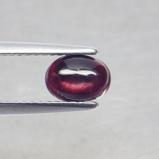 พลอย แซฟไฟร์ ดิบ ธรรมชาติ แท้ ( Unheated Natural Deep Red Sapphire ) หนัก 1.44 กะรัต