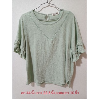 เสื้อแฟชั่นผู้หญิงมือสอง ผ้าฝ้ายย่น สีเขียว