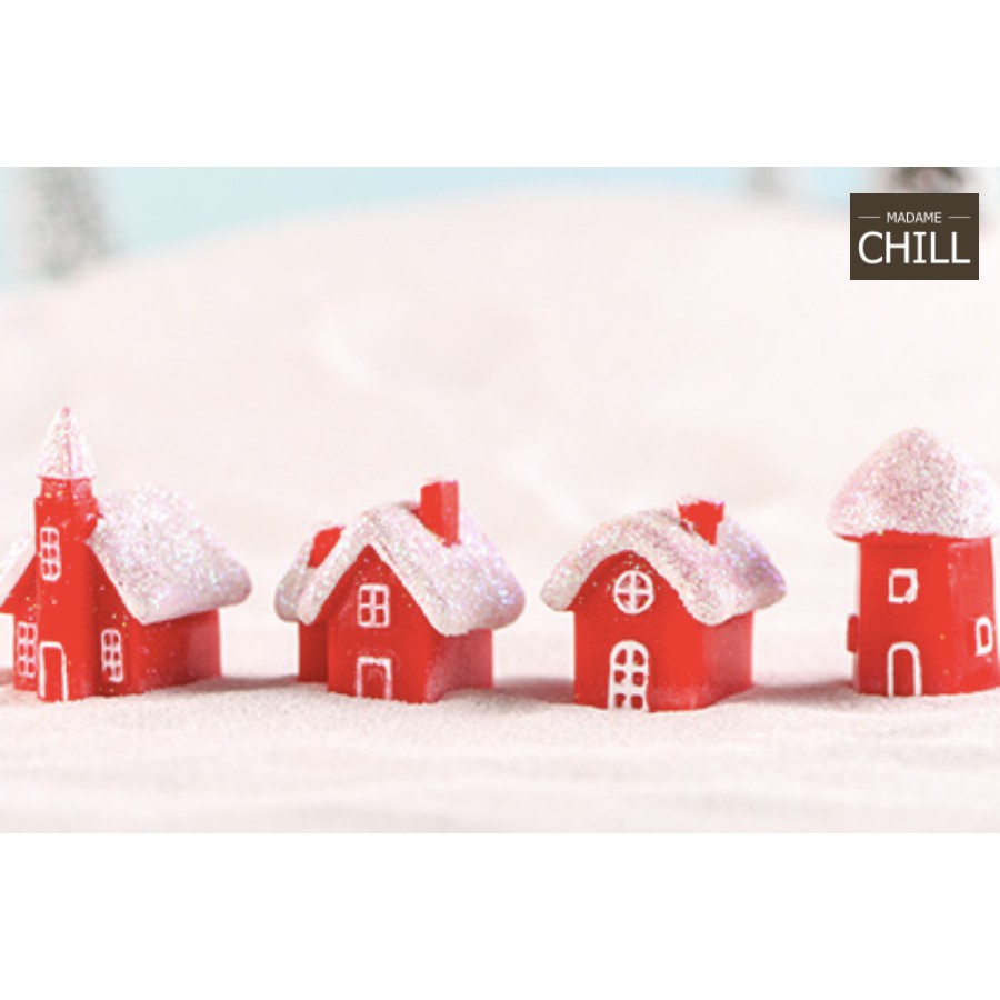 [MC404] ตุ๊กตุ่นจิ๋ว บ้านสีแดงเคลือบหิมะ (1 หลัง ราคา 25 บาท)