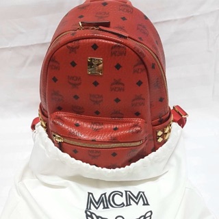 แท้💯MCMSmall Backpackกระเป๋าเป้สีแดง