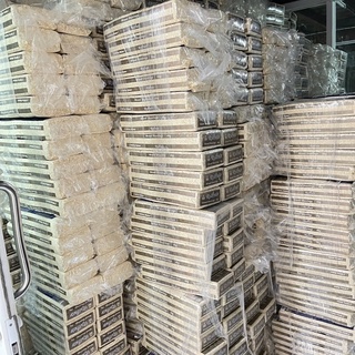 ขี้เลื่อยคุณภาพดี Top Fresh wood shavings witenmolen ขนาด1kg รองกรงสัตว์เลี้ยง รองกรงแอมสเตอร์ กระต่าย