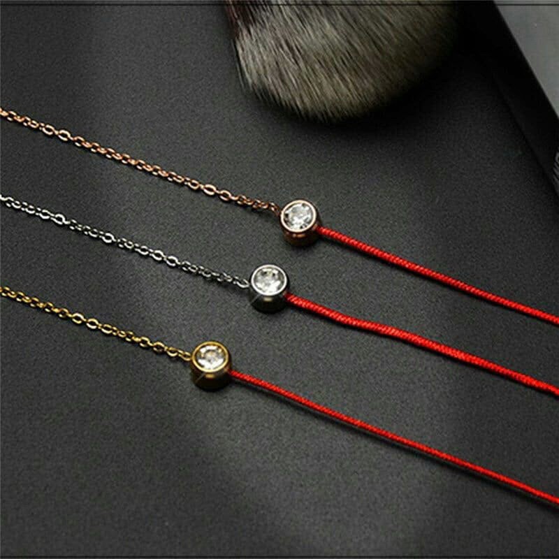 ของแท้100% ด้ายแดงนำโชค สร้อยข้อมือนำโชค #89 สร้อยข้อมือด้ายแดงมีจี้เพชร เสริมโชคลาภ ความรัก มหาเสน่ห์