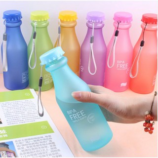 ขวดน้ำพลาสติกมีสายคล้องแบบพกพา Foldable Water Bottles