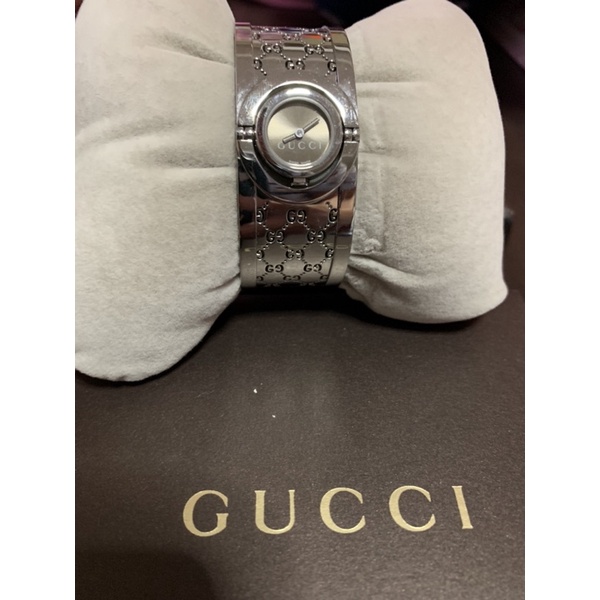 Gucci Twirl lady size watch 😍Sold😍