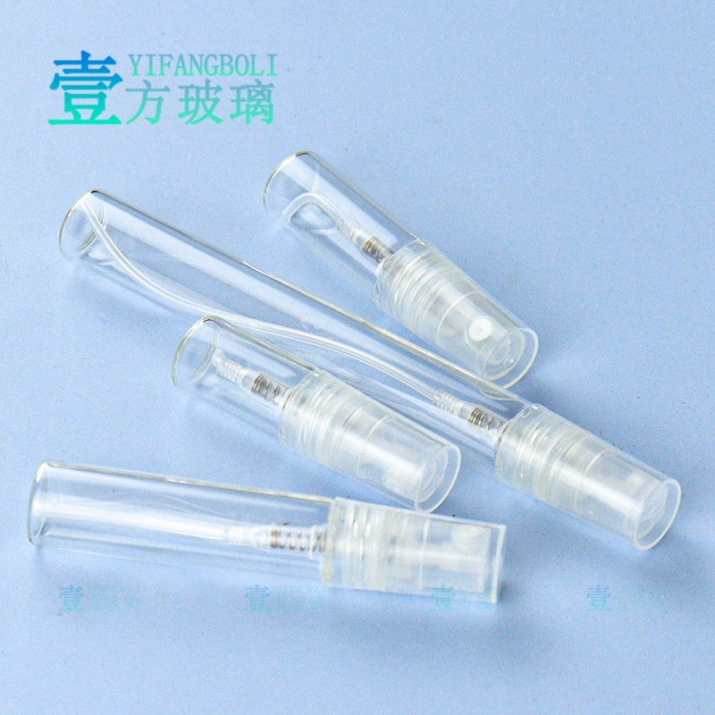 พร้อมส่ง ขวดแก้วน้ําหอม ทรงสี่เหลี่ยม ขนาดพกพา พร้อมหัวสเปรย์ 3 มล.