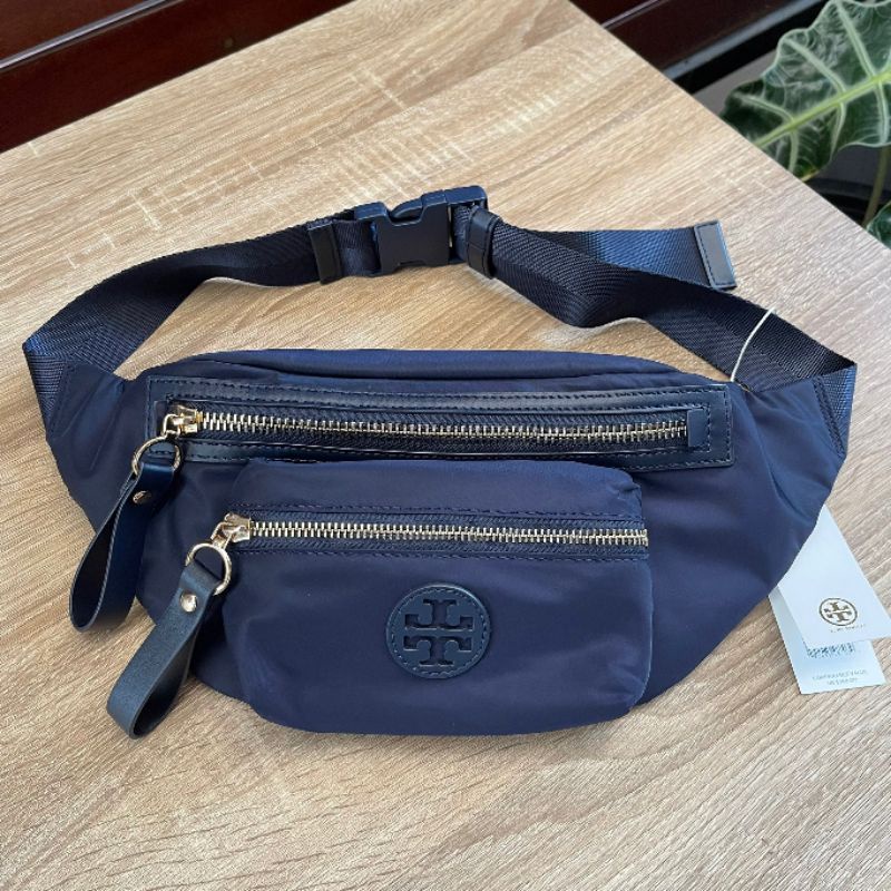 🆕️กระเป๋าคาดอกTORY BURCH NYLON BELT BAG รุ่น73201