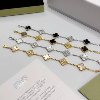สร้อยข้อมือแบรนด์เนมพร้อมส่ง