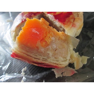 [ขายดี!! OTOPปัตตานี] ขนมเปี๊ยะนาประดู่ ไซส์ L 100g. | เจ้าเก่าดั้งเดิม มีไข่เค็ม1ฟอง | OTOPปัตตานี ต้อนรับเทศกาลกินเจ