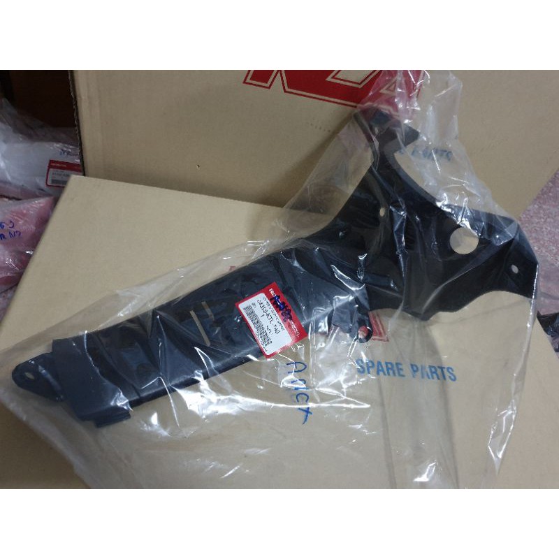 แท้ศูนย์ ฝาครอบตัวถังบน คอนโซนกลาง(กุญแจกลม) เวฟ100(2005)มีกล่องใส่ของใต้เบาะ 64320-KTL-740