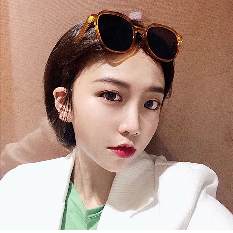 ✨XINYIA✨ ใหม่ Ins แว่นตากันแดดหญิงเกาหลีรอบใบหน้าแว่นตากันแดดป้องกันรังสีอัลตราไวโอเลตแฟชั่นแว่นตา 2024