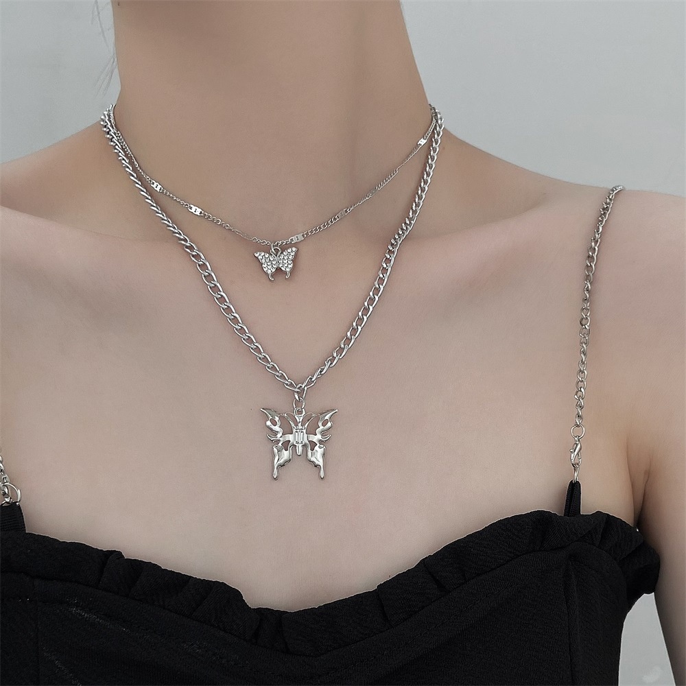 จี้ผีเสื้อ สไตล์พังก์ สําหรับสุภาพสตรี ทุกเพศ หลายชั้น สร้อยคอ สําหรับคู่รัก ของขวัญวันเกิดที่สวยงาม