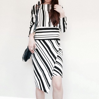 Striped set ส่งฟรีจ้า