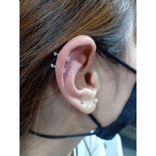 จิวก้านเพชรกลม​ สามเหลี่ยม สี่เหลี่ย ดาว ก้า0.8ยาว 6 mm.ไม่ลอก​ไม่แพ้​ (ราคา 1 คู่ )