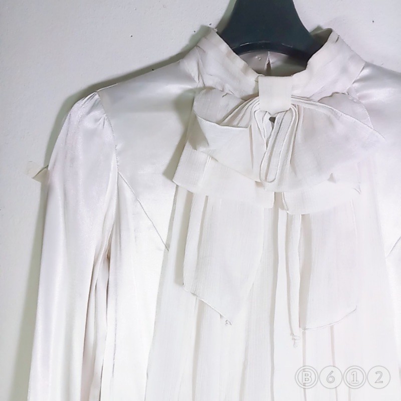 เสื้อชีฟอง โบโตสุดน่ารัก เชิ้ตสีขาว ข้างในสูท เสื้อผู้หญิงทำงาน เสื้อเกาหลี