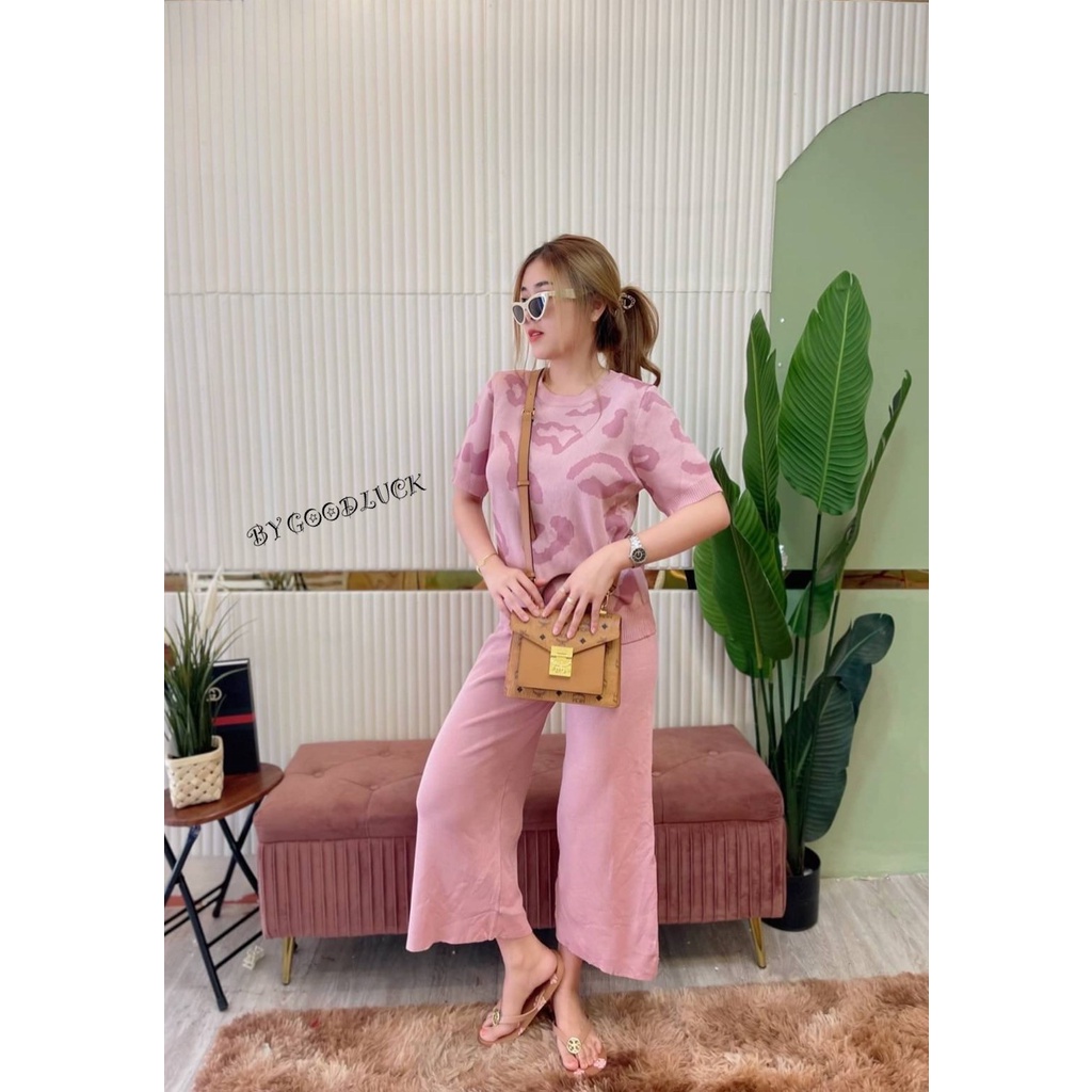 🌈 SpinnyHouse 🌈 ชุดเซ็ต กางเกงขายาว+เสื้อแขนสั้น💚💜งานนี้ปังก์มาก ยกให้เธอเลยน่ารัก ทอลายทั้งตัว 👍🛍🛼 หมูย่าง J202C - รูปที่ 7