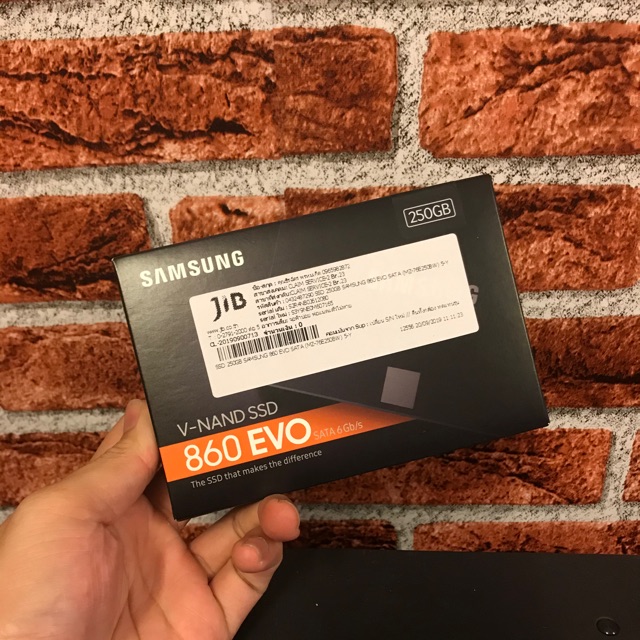 Ssd samsung 860 evo 250 g ของใหม่