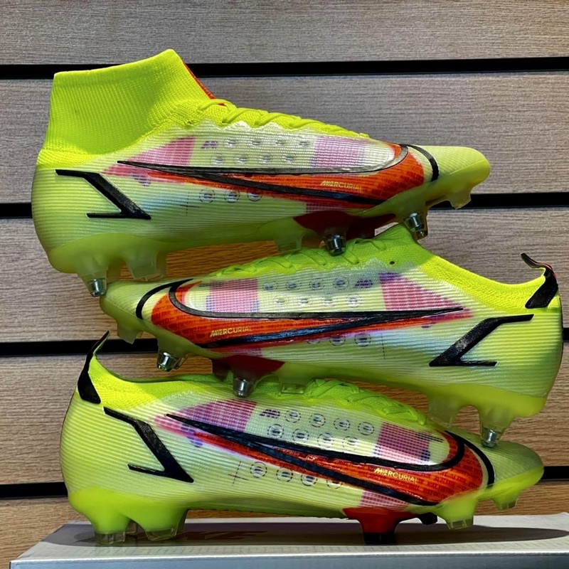 รองเท้าสตั๊ดปุ่มเหล็ก ฟุตบอลปุ่มเหล็ก Nike Mercurial Superfly 8 Elite FG มีบริการเก็บเงินปลายทาง สอบถามเพิ่มเติมได้ค่ะ