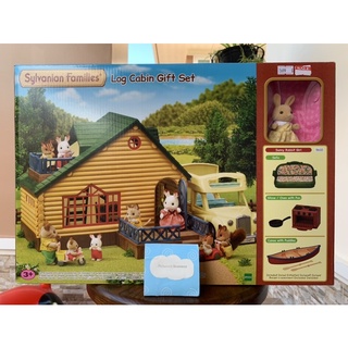 Sylvanian Families Log Cabin Gift Set (Green Roof) บ้สน ซิลวาเนียน แฟมิลี่ กระท่อมตากอากาศ กิ๊ฟเซ็ท หลังคาสีเขียว มือ1