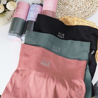 Shop Uniqlo กางเกงโยคะ ขาสั้นรัดรูป ผ้านิ่มใส่สบาย รัดรูป กระชับสัดส่วน ออกกำลังกาย ฟิตเนส เล่นกีฬา Size S M L XL XXL